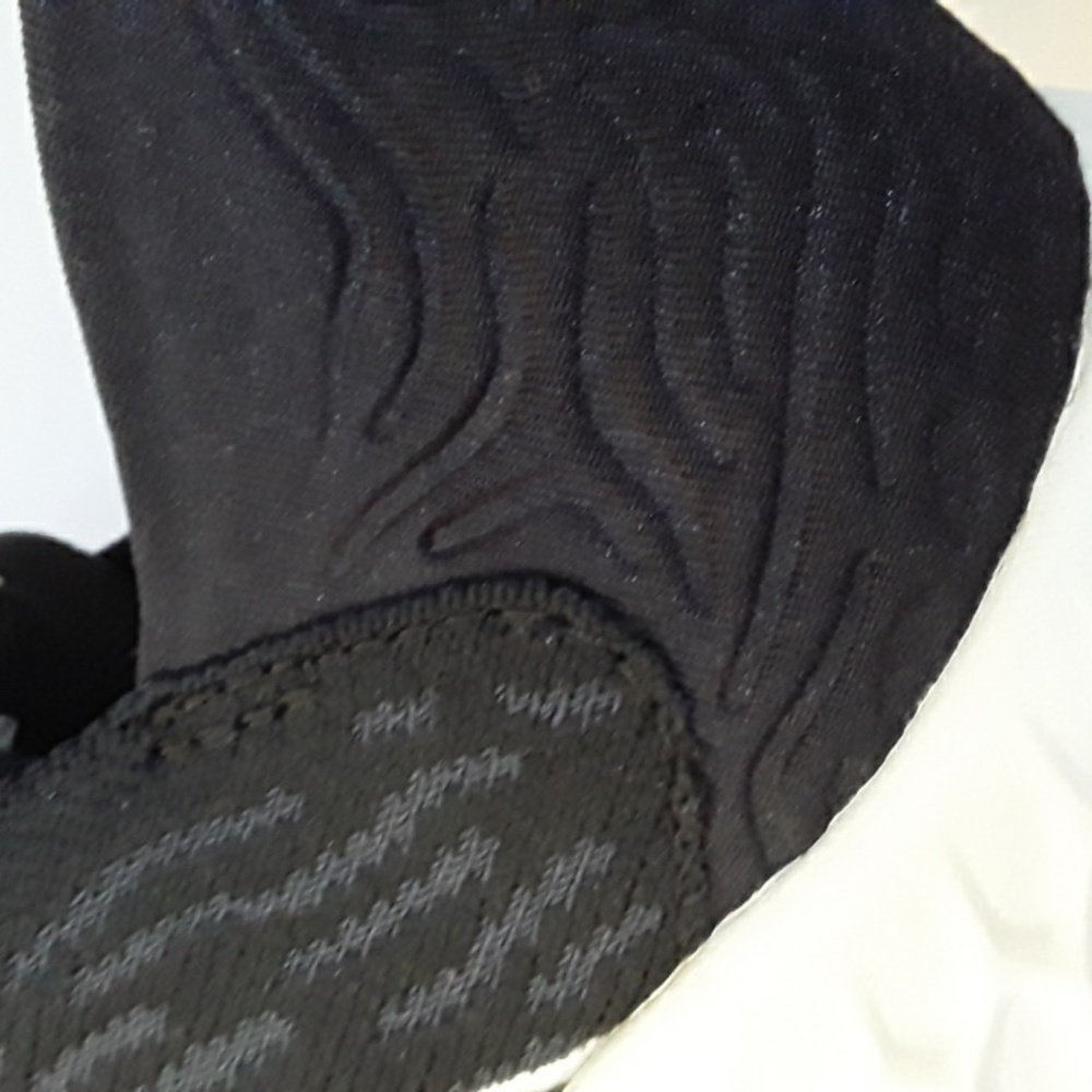 NWT New Balance Fresh Foam 1080 V10, Size 6.5 womens - Picture 3 of 9